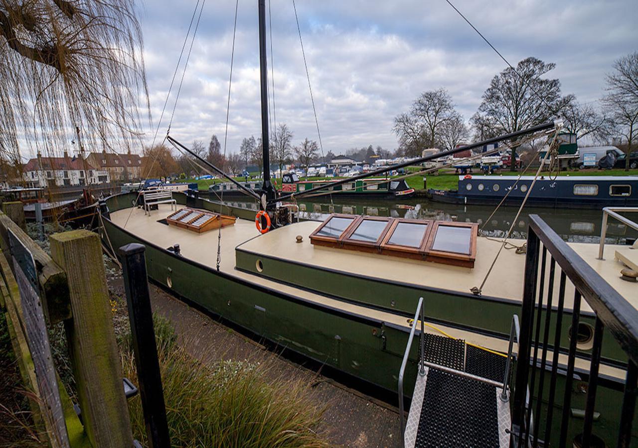 Hotel Barge Waternimf Ely Exterior foto